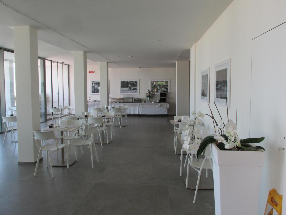 Hotel Cristallo سينِغاليا المظهر الخارجي الصورة