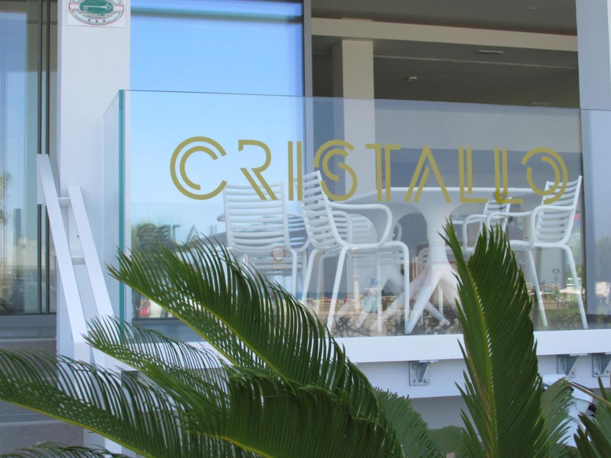 Hotel Cristallo سينِغاليا المظهر الخارجي الصورة