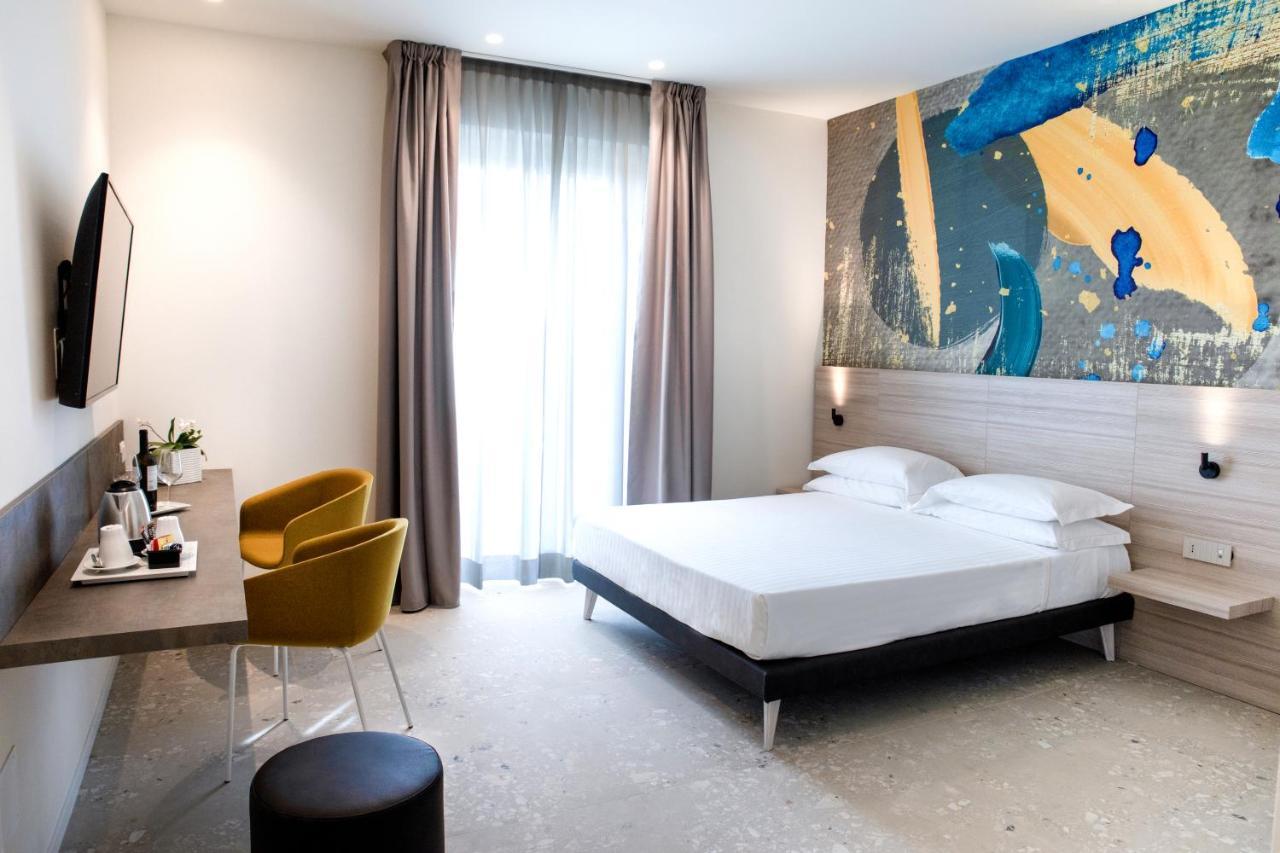 Hotel Cristallo سينِغاليا المظهر الخارجي الصورة