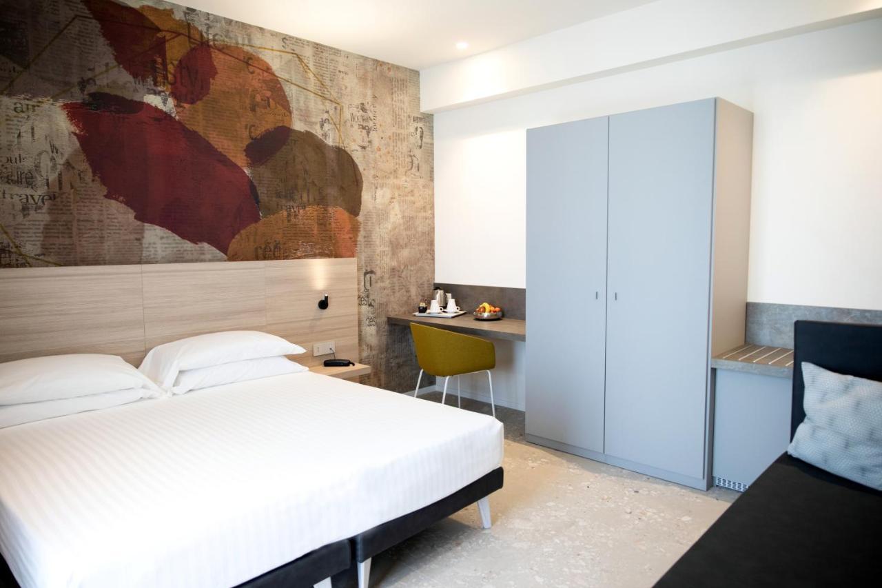Hotel Cristallo سينِغاليا المظهر الخارجي الصورة